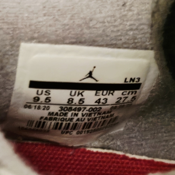 New Nike Air Jordan IV (Black Cat) Basketball Sneakers, M9.5, (2020 re-release) - Picture 8 of 8